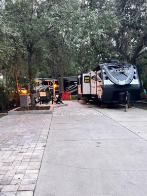 Camper RV in River Ranch